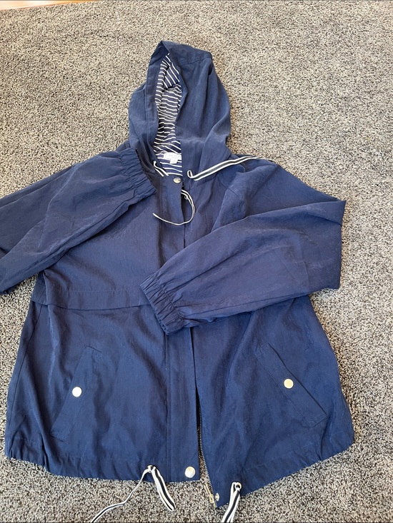 Blu Pepper Jackets & Blazers - Lightweight Day to Day - Blu Pepper Jacket with Hood. Sz M